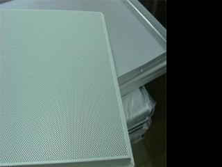 跌級鋁扣板效果-怎么來驗收跌級鋁扣板吊