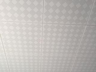 方形鋁扣板圖集-鋁扣板廠家提醒鋁扣板安裝后一定要驗收