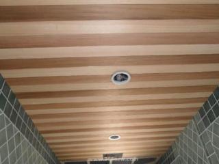 鋁扣板吊頂怎么樣拿掉-看衛生間鋁扣板吊頂廠家講衛生間吊頂材料選什么