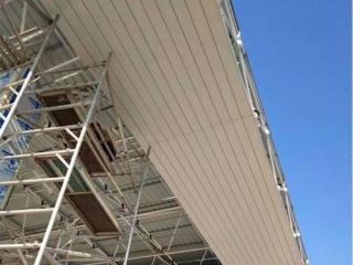 外墻幕墻鋁扣板-幕墻鋁單板還是用鋁扣板好呢