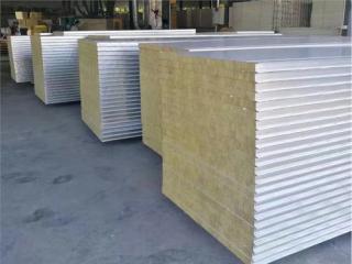 保溫鋁扣板-跟著鋁扣板生產廠家來看看吧