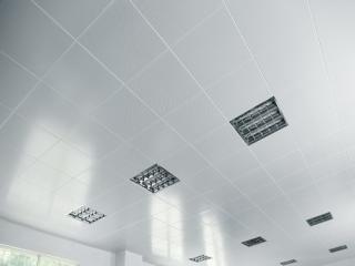 鋁扣板的優勢-衛生間吊頂的材料