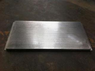 鋁扣板價格鋁扣板生產(chǎn)廠家-跟著鋁扣板生產(chǎn)廠家看看鋁單板幕墻怎么買