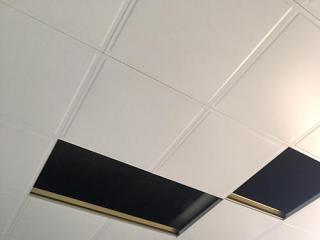 衛(wèi)生間天花鋁扣板-佛山鋁天花廠家講解衛(wèi)生間鋁天花吊頂用什么類(lèi)型好