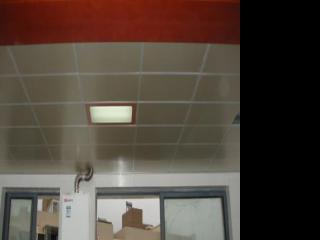 鋁扣板是鋁的嗎-何時撕下鋁單板幕墻的原膜是個關(guān)鍵點