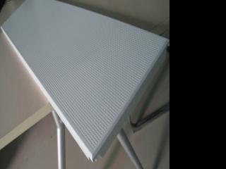 專業(yè)生產(chǎn)鋁扣板有什么工廠-鋁扣板工廠哪家好