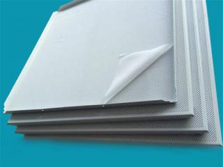 鋁合金扣板吊頂客廳效果圖-簡歐式鋁扣板吊頂效果圖好看嗎