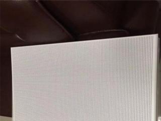 專業(yè)生產(chǎn)鋁扣板的廠-加油站鋁扣板吊頂?shù)膬?yōu)點(diǎn)