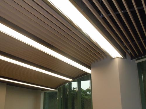 U型木紋方管天花 U型木紋方管天花